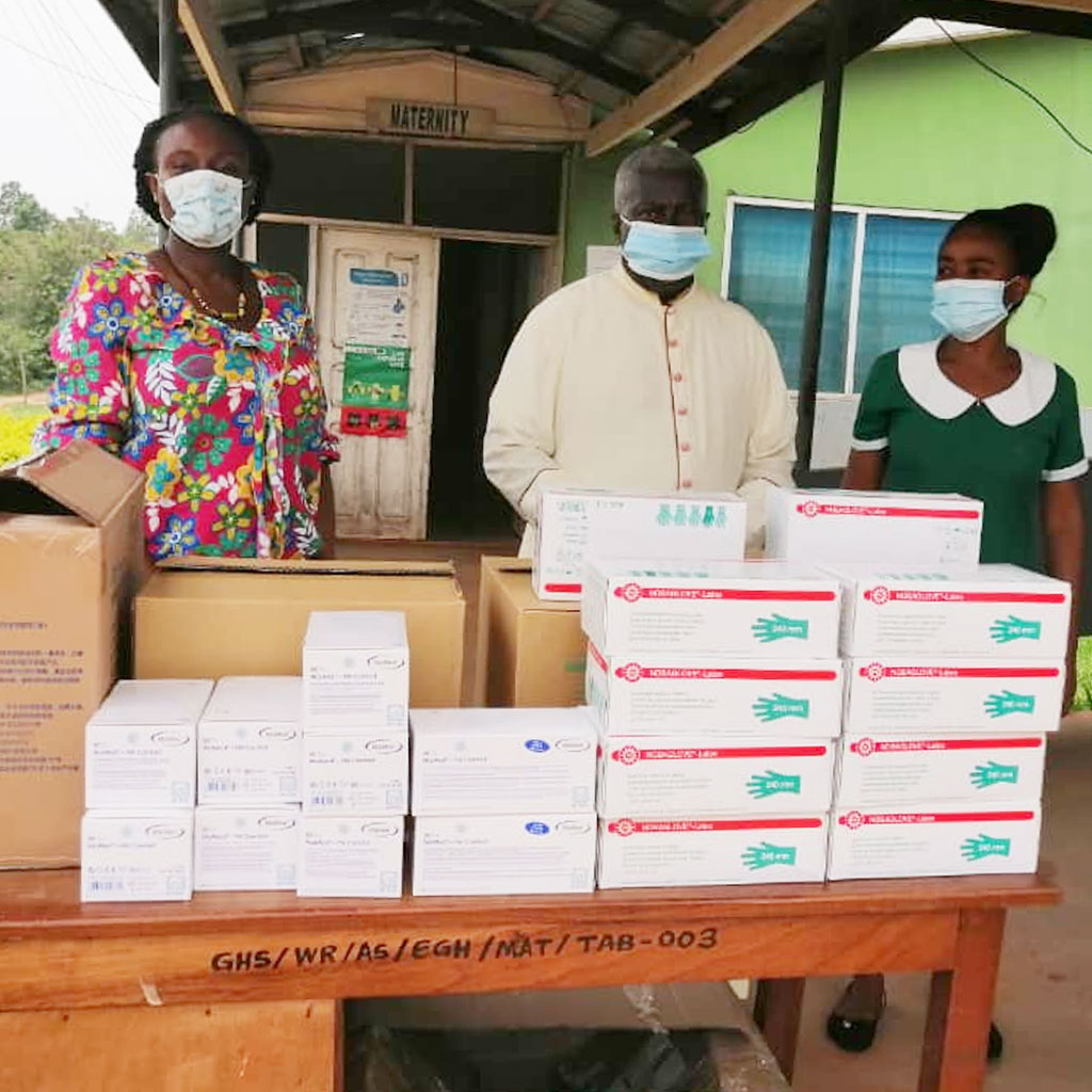 Lieferung von Handschuhen und Masken nach Ghana, Soziales Engagement 200